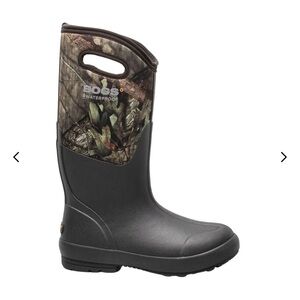 BOGS women's Waterproof Camo Boots, size 8 EUC